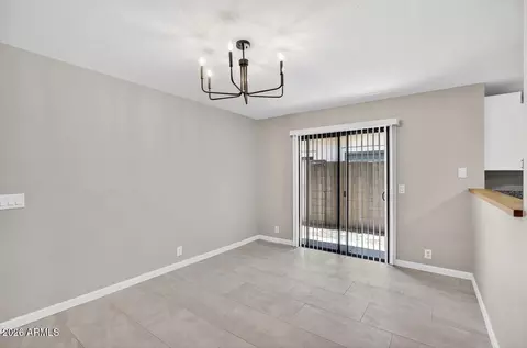 Dining - 8901 W Vale Dr, Phoenix, AZ 85037 photo 1 of 1
