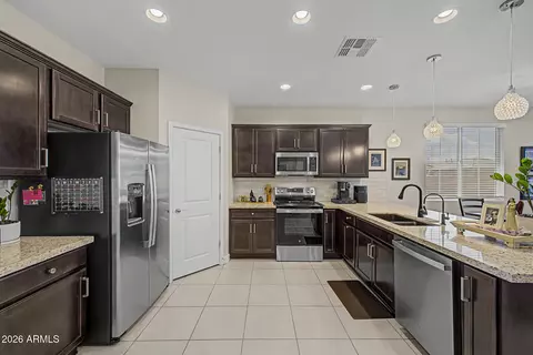 Kitchen - 10846 E Texas Ave, Mesa, AZ 85212 photo 1 of 3