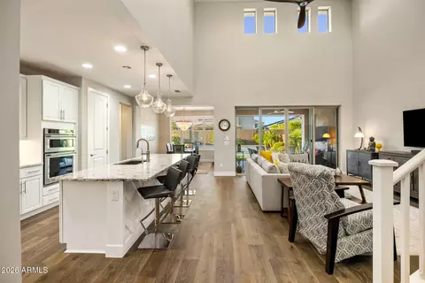 Entry Way - 2948 E Tina Dr, Phoenix, AZ 85050 photo 1 of 7