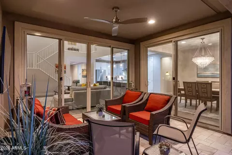 Exterior - 2948 E Tina Dr, Phoenix, AZ 85050 photo 12 of 17