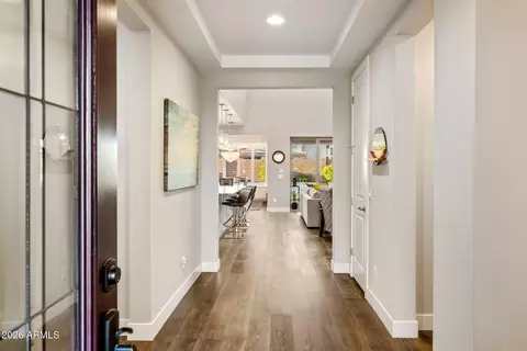 Entry Way - 2948 E Tina Dr, Phoenix, AZ 85050 photo 3 of 7
