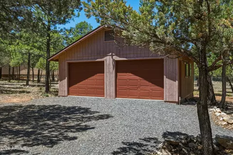 Exterior - 4050 Apache Dr, Happy Jack, AZ 86024 photo 2 of 8