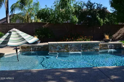 4361 E Meadow Dr, Phoenix, AZ 85032 photo 2
