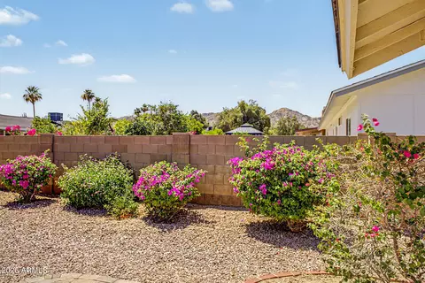Exterior - 4649 E Cheyenne Dr, Phoenix, AZ 85044 photo 3 of 5