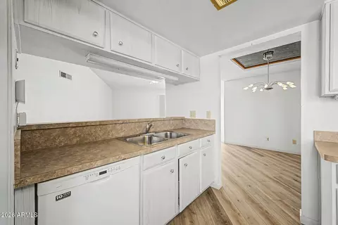 Kitchen - 4649 E Cheyenne Dr, Phoenix, AZ 85044 photo 2 of 5