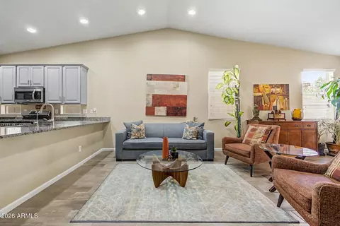 Living - 3862 E Narrowleaf Dr, Gilbert, AZ 85298 photo 2 of 4