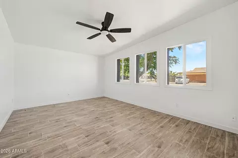 Living - 3601 E Laurel Ln, Phoenix, AZ 85028 photo 1 of 4