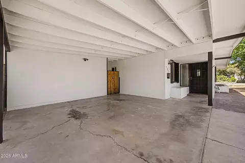 Exterior - 3601 E Laurel Ln, Phoenix, AZ 85028 photo 2 of 8