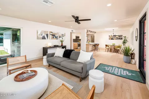 8407 E Rancho Vista Dr, Scottsdale, AZ 85251