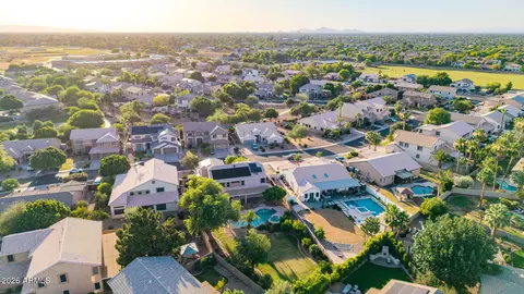 View/Area - 2135 S Porter St, Gilbert, AZ 85295 photo 8 of 11