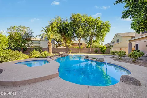 Exterior - 2135 S Porter St, Gilbert, AZ 85295 photo 16 of 26