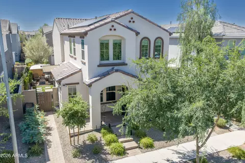 2037 W Kinfield Trl, Phoenix, AZ 85085