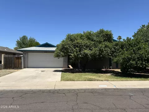 8708 E Malcomb Dr E, Scottsdale, AZ 85250