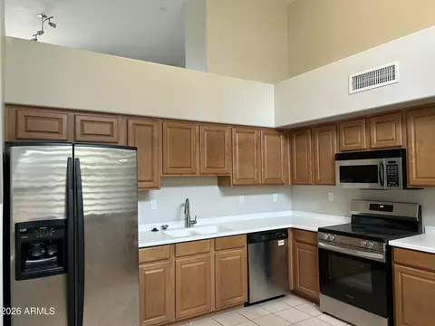 712 S Beck Ave, Tempe, AZ 85281