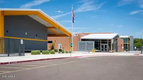 Exterior - 828 E Myrtle Ave, Phoenix, AZ 85020 photo 9 of 9