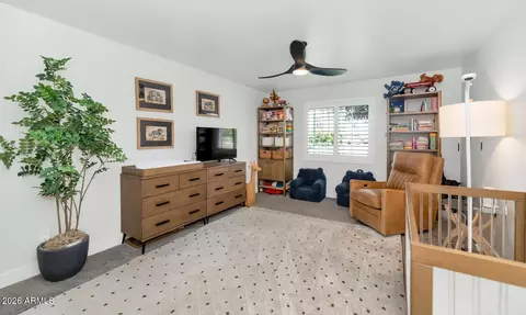 Bedroom - 828 E Myrtle Ave, Phoenix, AZ 85020 photo 5 of 5
