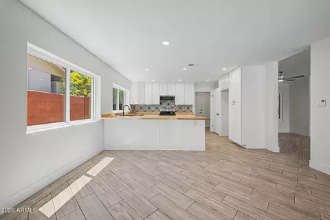 Kitchen - 814 E Chilton Dr, Tempe, AZ 85283 photo 1 of 7
