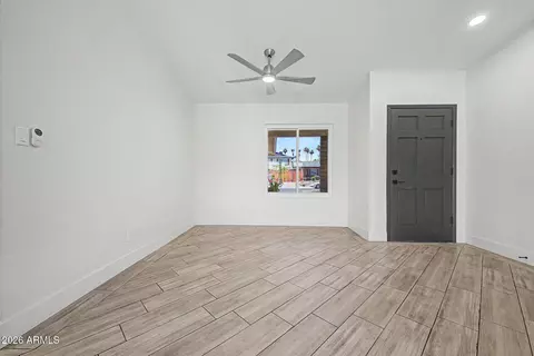 Living - 814 E Chilton Dr, Tempe, AZ 85283 photo 1 of 10