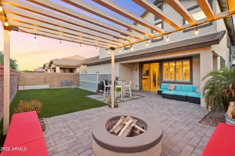 Exterior - 3740 E Sexton St, Gilbert, AZ 85295 photo 4 of 9