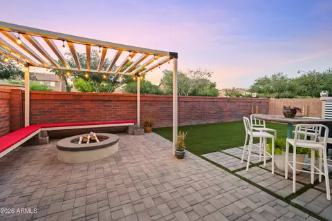 Exterior - 3740 E Sexton St, Gilbert, AZ 85295 photo 4 of 8