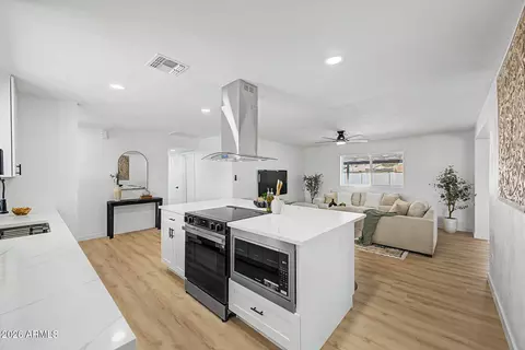 Kitchen - 4642 E Coronado Rd, Phoenix, AZ 85008 photo 2 of 5