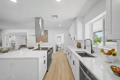 Kitchen - 4642 E Coronado Rd, Phoenix, AZ 85008 photo 3 of 5