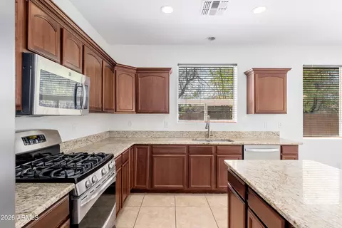 Kitchen - 4317 E Folgers Rd, Phoenix, AZ 85050 photo 3 of 3