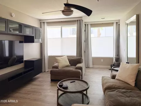 Living - 3633 N 3rd Ave #1027, Phoenix, AZ 85013 photo 3 of 4