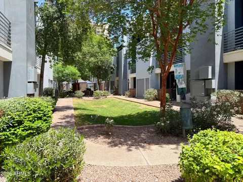 Exterior - 3633 N 3rd Ave #1027, Phoenix, AZ 85013 photo 1 of 5