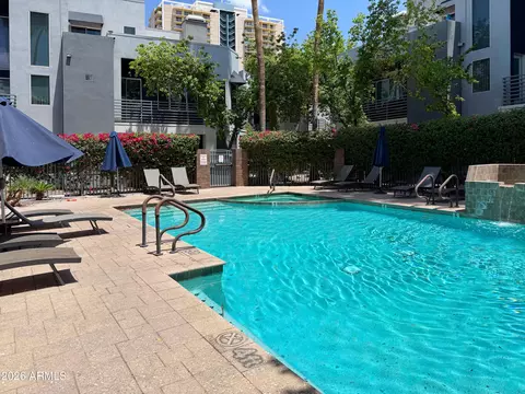 Exterior - 3633 N 3rd Ave #1027, Phoenix, AZ 85013 photo 4 of 5