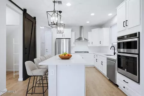 Kitchen - 2850 E Sands Dr, Phoenix, AZ 85050 photo 1 of 2