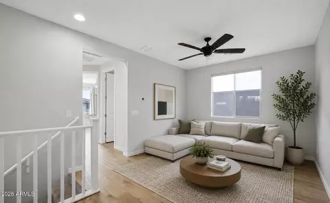 Entry Way - 2850 E Sands Dr, Phoenix, AZ 85050 photo 5 of 5