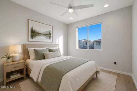 Bedroom - 2850 E Sands Dr, Phoenix, AZ 85050 photo 3 of 3