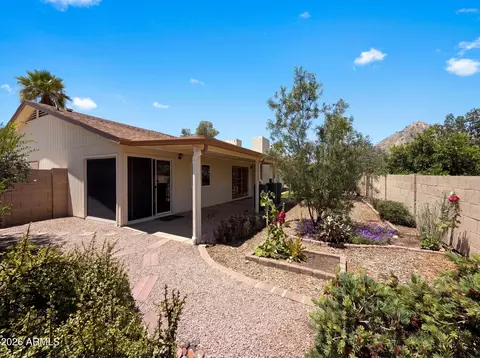 Exterior - 2346 E Mescal St, Phoenix, AZ 85028 photo 2 of 7