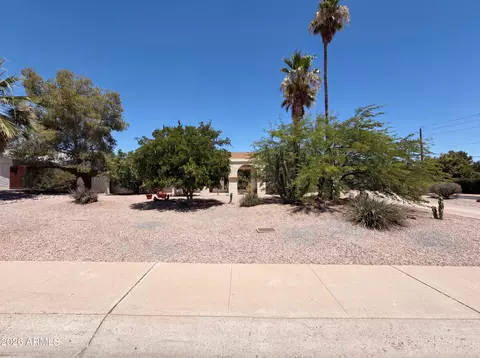 Exterior - 2346 E Mescal St, Phoenix, AZ 85028 photo 4 of 7