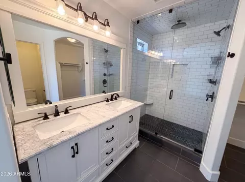 Bath - 3739 E Baranca Ct, Gilbert, AZ 85297 photo 1 of 4