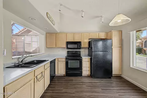 Kitchen - 3758 E Park Ave, Phoenix, AZ 85044 photo 1 of 1