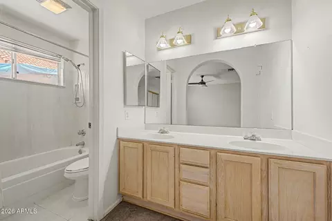 Bath - 3758 E Park Ave, Phoenix, AZ 85044 photo 1 of 3
