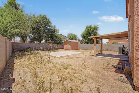 Exterior - 3210 S 64th Ave, Phoenix, AZ 85043 photo 6 of 9
