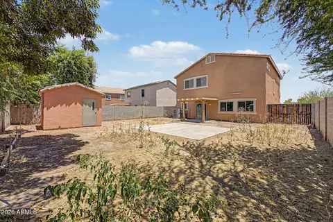 Exterior - 3210 S 64th Ave, Phoenix, AZ 85043 photo 7 of 9