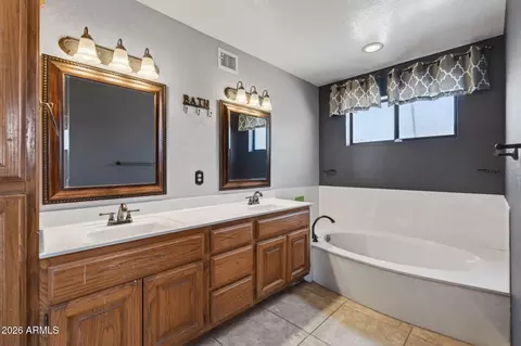 Bath - 6346 E Camelot Dr, Mesa, AZ 85215 photo 2 of 5