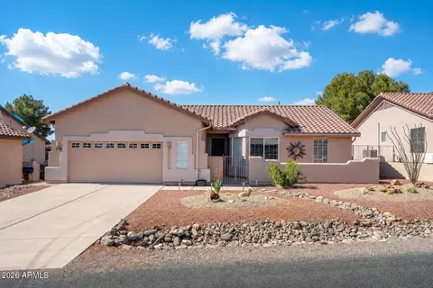 718 S Wandering River Rd, Cornville, AZ 86325