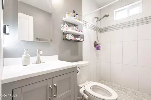 Bath - 2209 N Recker Rd, Mesa, AZ 85215 photo 4 of 4