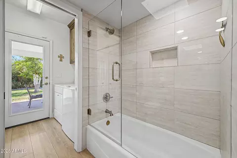 Bath - 2559 E Lockwood St, Mesa, AZ 85213 photo 3 of 3