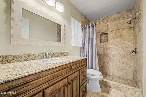 Bath - 3123 E Michigan Ave, Phoenix, AZ 85032 photo 1 of 2