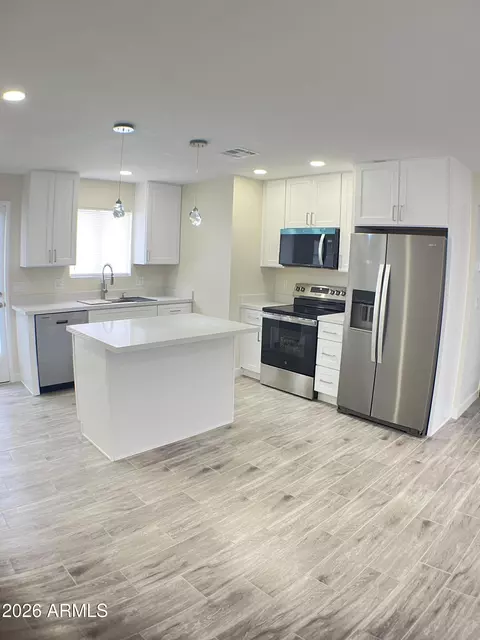 Kitchen - 4503 N 26th Dr, Phoenix, AZ 85017 photo 1 of 9