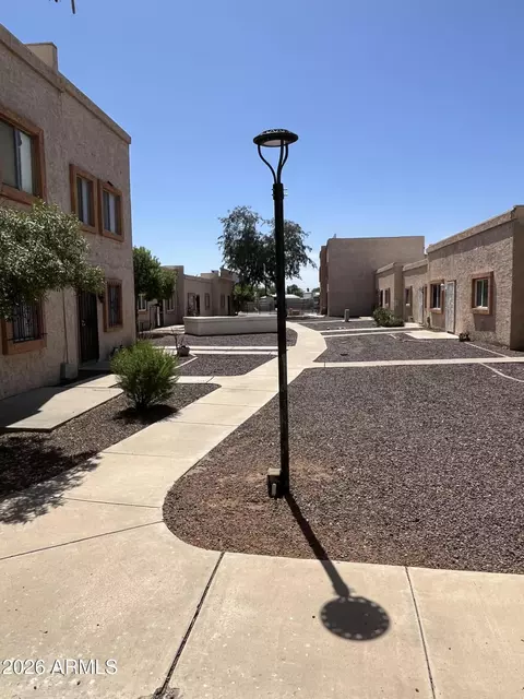 Exterior - 4503 N 26th Dr, Phoenix, AZ 85017 photo 8 of 11