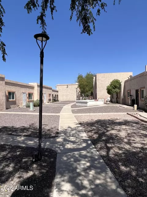 Exterior - 4503 N 26th Dr, Phoenix, AZ 85017 photo 7 of 11