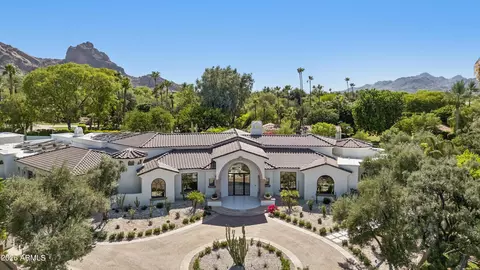 6001 E Naumann Dr, Paradise Valley, AZ 85253