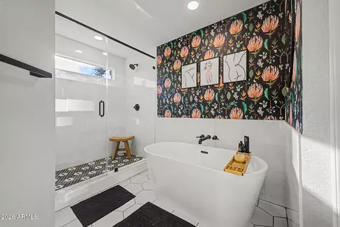 Bath - 5649 E Fairbrook St, Mesa, AZ 85205 photo 2 of 5